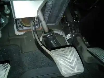Second-hand car spare part brake pedal for kia sportage lx 4x4 oem iam references 
