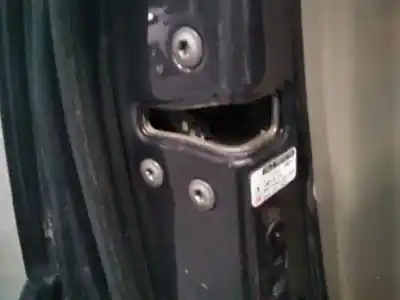 Автозапчасти б/у замок задней левой двери за toyota land cruiser (j12) 3.0 d4-d vxl ссылки oem iam 