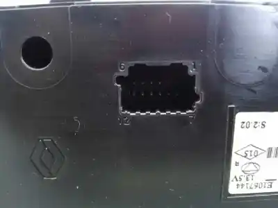 Pièce détachée automobile d'occasion commande de climatisation / chauffage pour renault clio iv dynamique références oem iam 275108796r e2-a1-29-3 