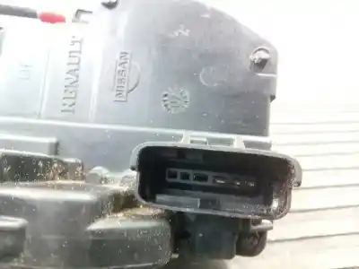 Second-hand car spare part left front door lock for nissan note (e11e) tekna oem iam references 10707a12 e2-a4-45-1 