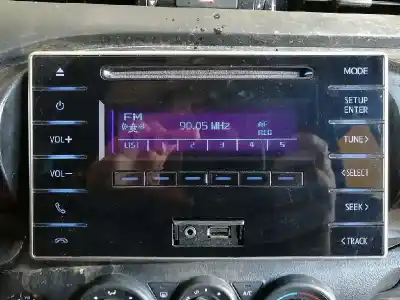 Recambio de automóvil de segunda mano de sistema audio / radio cd para toyota hilux (kun) 2.5 turbodiesel referencias oem iam deh8258zt02  861200ke50