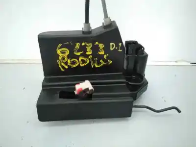 Second-hand car spare part left front door lock for ssangyong rodius xdi oem iam references 