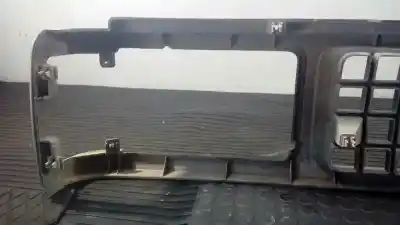 Second-hand car spare part front grille for isuzu trooper 2.8 turbodiesel oem iam references  p2-a2-24 