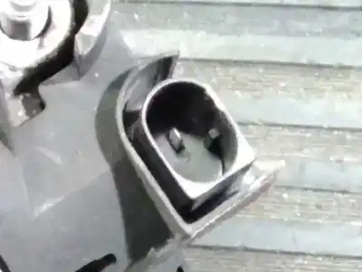 Second-hand car spare part alternator for ford focus lim. (cb8) trend oem iam references av6n1300dc p3-b5-2-1 2612671b