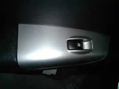 Second-hand car spare part rear left power window switch for kia sportage lx 4x4 oem iam references 