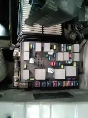 Second-hand car spare part fuse box unit for kia sportage lx 4x4 oem iam references 