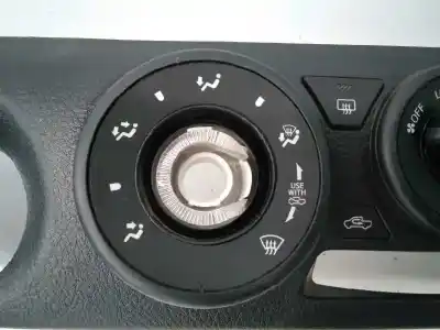 Автозапчастина б/у контроль опалення / кондиціонації для toyota hilux (kun) 2.5 turbodiesel посилання на oem iam  e3-b2-14-3 