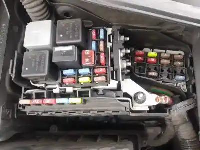 Pièce détachée automobile d'occasion boîtes à fusibles pour volvo s60 lim. 2.0 d références oem iam   