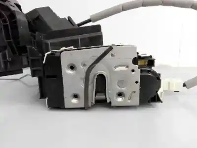 Second-hand car spare part front right door lock for mercedes-benz clase a (w176) a 180 cdi blueefficiency (176.012) oem iam references a2047601800 e1-a2-12-1 01150182002