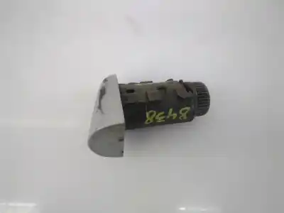 Pièce détachée automobile d'occasion serrure de porte avant gauche pour renault modus confort dynamique références oem iam 501992 e2-a1-19-2 280451