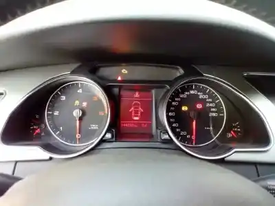 Pezzo di ricambio per auto di seconda mano pannello degli strumenti per audi a5 coupe (8t) 3.0 tdi quattro riferimenti oem iam 8t0920900l e2-a1-34-4 503001620505