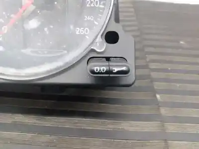 Piesă de schimb auto la mâna a doua ceas bord pentru volkswagen passat variant (3c5) advance referințe oem iam a2c53134181 e2-a1-12-7 