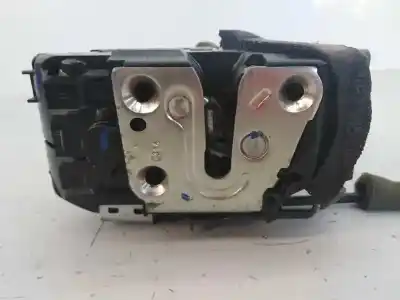 Second-hand car spare part front right door lock for nissan note tekna sport oem iam references  e2-a4-5-2 