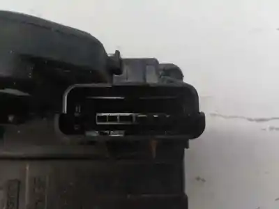 Second-hand car spare part front right door lock for nissan note tekna sport oem iam references  e2-a4-5-2 