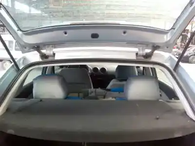 Recambio de automóvil de segunda mano de bandeja trasera para seat ibiza (6l1) cool referencias oem iam   