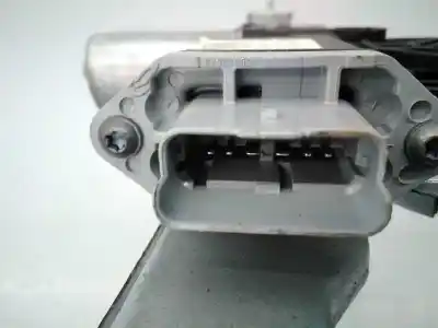 Second-hand car spare part driver left window regulator for dacia duster adventure 4x4 oem iam references 807210751r e1-a1-27-1 128001502b Second-hand car spare part driver left window regulator for dacia duster adventure 4x4 oem iam references 807210751r e1-a1-27-1 128001502b