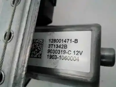 Second-hand car spare part passenger side right window regulator for dacia duster adventure 4x4 oem iam references 807206838r e1-a1-22-1 128001471b