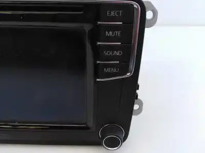 Pezzo di ricambio per auto di seconda mano impianto audio / radio cd per volkswagen scirocco (138) r-line bmt riferimenti oem iam 5k7035200d e2-a1-15-2 033b109