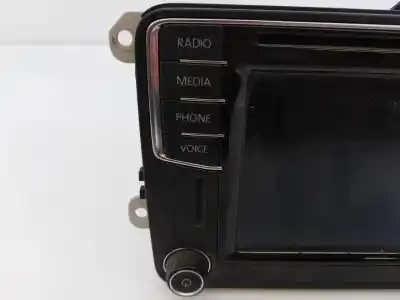 Pezzo di ricambio per auto di seconda mano impianto audio / radio cd per volkswagen scirocco (138) r-line bmt riferimenti oem iam 5k7035200d e2-a1-15-2 033b109