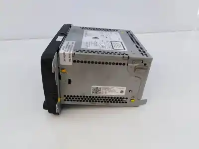 Pezzo di ricambio per auto di seconda mano impianto audio / radio cd per volkswagen scirocco (138) r-line bmt riferimenti oem iam 5k7035200d e2-a1-15-2 033b109