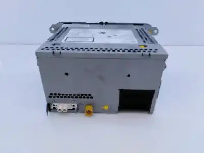 Pezzo di ricambio per auto di seconda mano impianto audio / radio cd per volkswagen scirocco (138) r-line bmt riferimenti oem iam 5k7035200d e2-a1-15-2 033b109