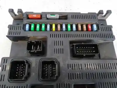 Second-hand car spare part fuse box unit for citroen c4 coupe lx oem iam references 9663798480 e1-a4-2-1 