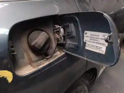 Автозапчастина б/у зовнішній пливний колпак для volkswagen touareg (7l6) 3.0 v6 tdi dpf посилання на oem iam   