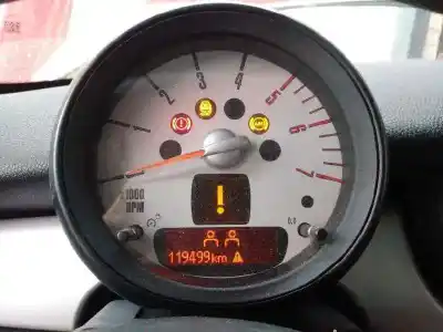 Peça sobressalente para automóvel em segunda mão quadrante por bmw mini (r56) one d referências oem iam 923242702 e3-a2-50-2 62116977077