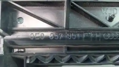 Pezzo di ricambio per auto di seconda mano portacenere per audi a4 avant (8e) 1.9 tdi riferimenti oem iam  e2-a1-14-3 