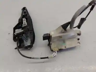 Recambio de automóvil de segunda mano de cerradura puerta trasera izquierda para peugeot 208 access referencias oem iam 9688080880  