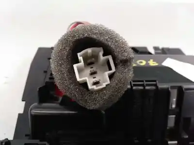 Pezzo di ricambio per auto di seconda mano portacenere per audi a5 sportback (8t) 2.0 tdi quattro (125kw) riferimenti oem iam 8k0857951 e2-a1-7-8 81604