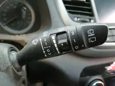 Recambio de automóvil de segunda mano de MANDO LIMPIA para HYUNDAI TUCSON  referencias OEM IAM   