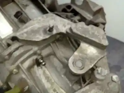 Peça sobressalente para automóvel em segunda mão caixa de velocidades por renault clio iii confort dynamique referências oem iam tl4002 m1-b3-161 