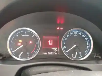 Peça sobressalente para automóvel em segunda mão quadrante por toyota auris active referências oem iam 838000zv80 e3-b2-12-1 