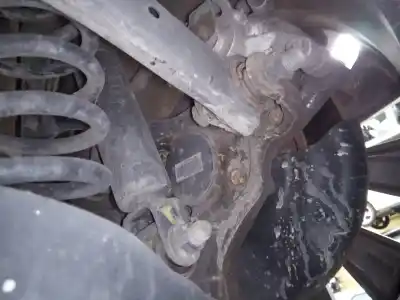 Pezzo di ricambio per auto di seconda mano snodo posteriore destro per kia cee´d drive riferimenti oem iam 