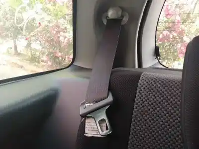 İkinci el araba yedek parçası Arka Sag Emniyet Kemeri için SUZUKI GRAND VITARA JB (JT) 1.9 DDiS Turbodiesel OEM IAM referansları   