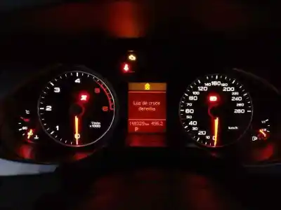 Peça sobressalente para automóvel em segunda mão quadrante por audi a4 berlina (b8) básico referências oem iam 8k09200900c e1-b6-11-1 