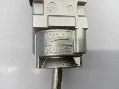 Pièce détachée automobile d'occasion serrure de porte avant gauche pour citroen c3 picasso 1.6 16v hdi références oem iam n0503111 e3-b2-22-2 