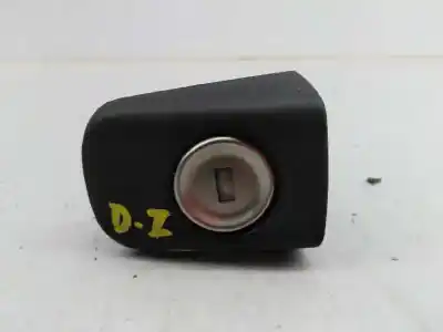 Pièce détachée automobile d'occasion serrure de porte avant gauche pour mercedes-benz clase m (w163) 270 cdi (163.113) références oem iam 2107600077 e3-a2-44-2 