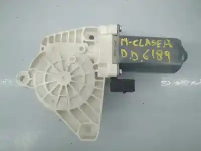 Pezzo di ricambio per auto di seconda mano Motore Alzacristalli Anteriore Destro per MERCEDES-BENZ CLASE A (W169) A 180 CDI A-Edition Riferimenti OEM IAM A1698201642 E1-A2-28-2 996137101