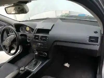 Автозапчасти б/у панель приборов за MERCEDES-BENZ CLASE C (W204) FAMILIAR 200 T CDI (204.207) ссылки OEM IAM   