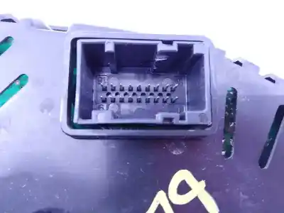Автозапчастина б/у панель інструментів для iveco daily furgón fg h2 33 s ... v batalla 3520 посилання на oem iam 5801815717 e3-b6-46-1 a2c84155001