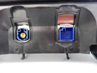 Peça sobressalente para automóvel em segunda mão módulo / sistema de navegação gps por mercedes clase c (w205) lim. c 220 cdi bluetec (205.004) referências oem iam a2059003729 e3-a1-4-4 a2059004113