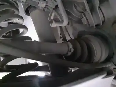 Gebrauchtes Autoersatzteil Getriebe Hinten Links zum BMW SERIE 1 LIM. (F20) 118d OEM-IAM-Referenzen 33207640257  