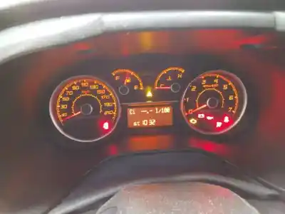 Автозапчастина б/у панель інструментів для fiat doblo emotion посилання на oem iam 0520428490 e2-b2-54-1 503015161906