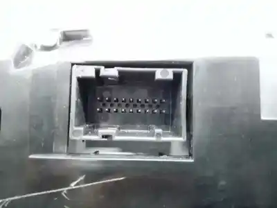 Автозапчастина б/у панель інструментів для fiat doblo emotion посилання на oem iam 0520428490 e2-b2-54-1 503015161906