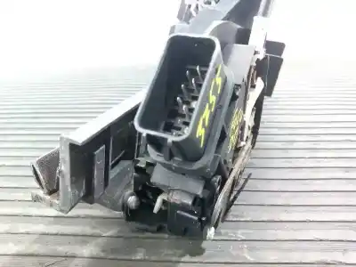 Second-hand car spare part front right door lock for ford focus lim. (cb4) trend oem iam references 7m5ar21812aa e2-b3-50-2 