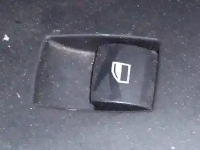 Peça sobressalente para automóvel em segunda mão botão / interruptor elevador vidro traseiro direito por bmw x1 (e84) xdrive 18d referências oem iam 61316935534