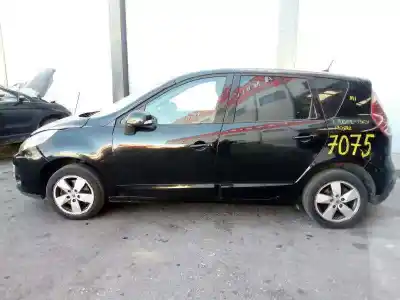 Pièce détachée automobile d'occasion moteur complet pour renault scenic ii dynamique références oem iam f9q872 m1-b3-129 