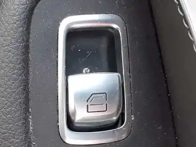 Peça sobressalente para automóvel em segunda mão botão / interruptor elevador vidro dianteiro direito por mercedes clase c (w205) lim. c 220 cdi bluetec (205.004) referências oem iam 22290522039051
